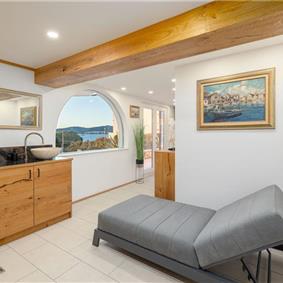 5 bedroom beachfront villa with pool on Ciova Island, Trogir, sleeps 12